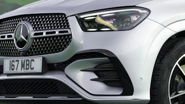 Mercedes GLE 400e - headlight and grille