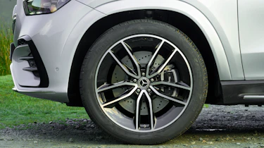 Mercedes GLE 400e - wheel