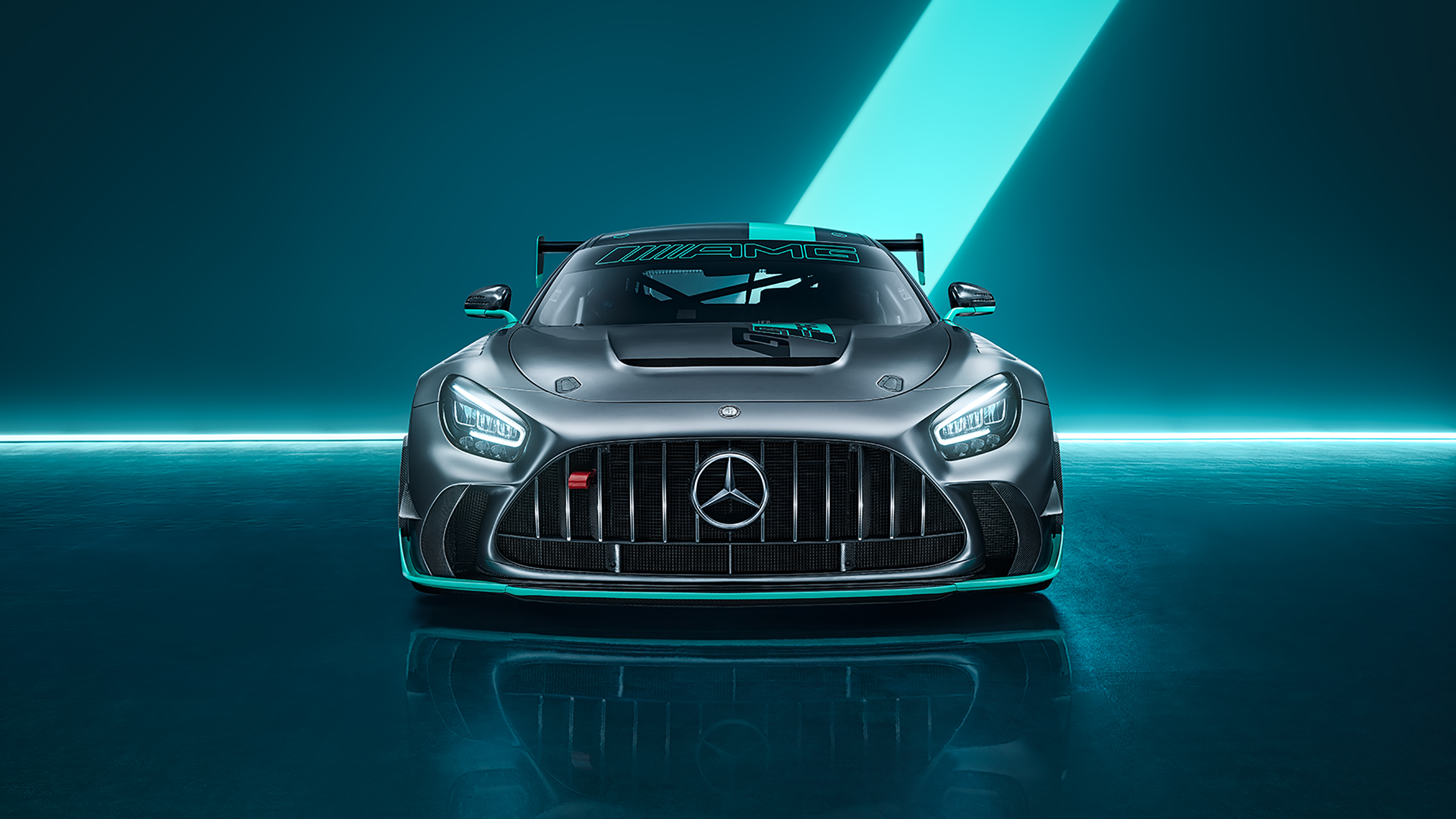 Mercedes-AMG GT2 Pro - front static