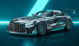 Mercedes-AMG GT2 Pro - front 3/4