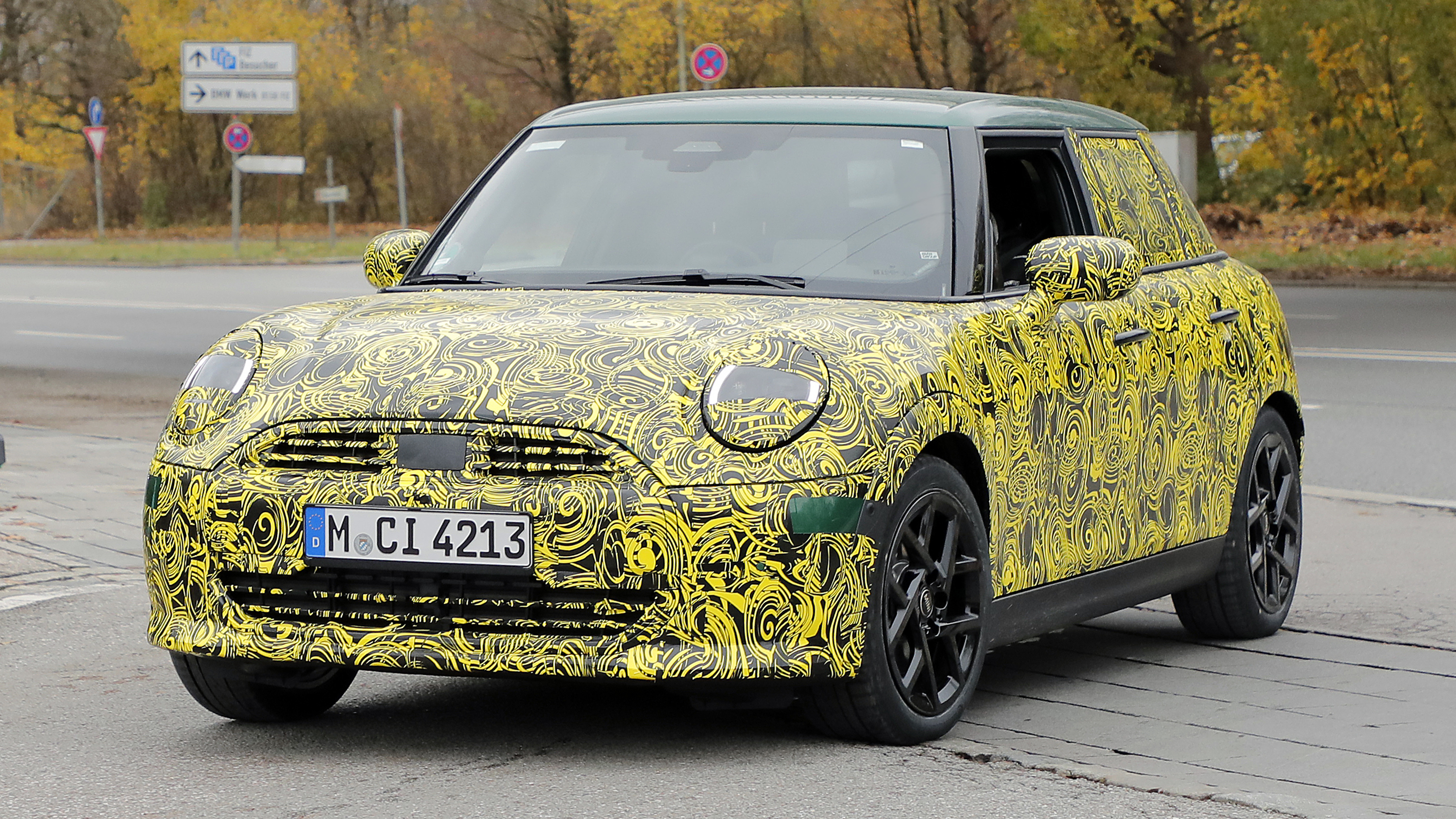 2024 MINI Cooper - front 