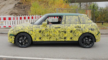 2024 MINI Cooper ICE - side
