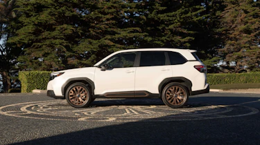 Subaru Forester - side static