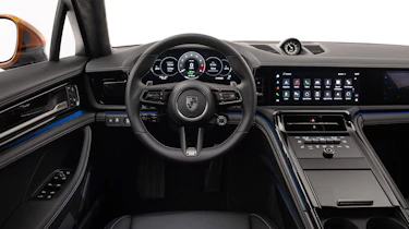 Porsche Panamera - dash