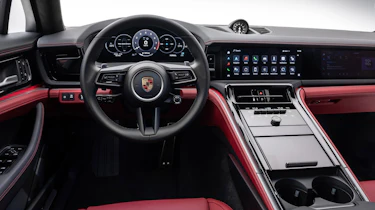 Porsche Panamera interior 3