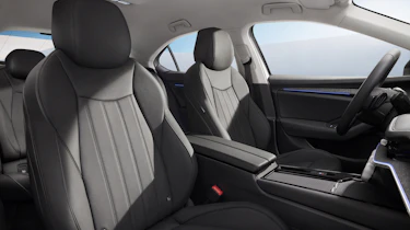 Skoda Superb - front seats