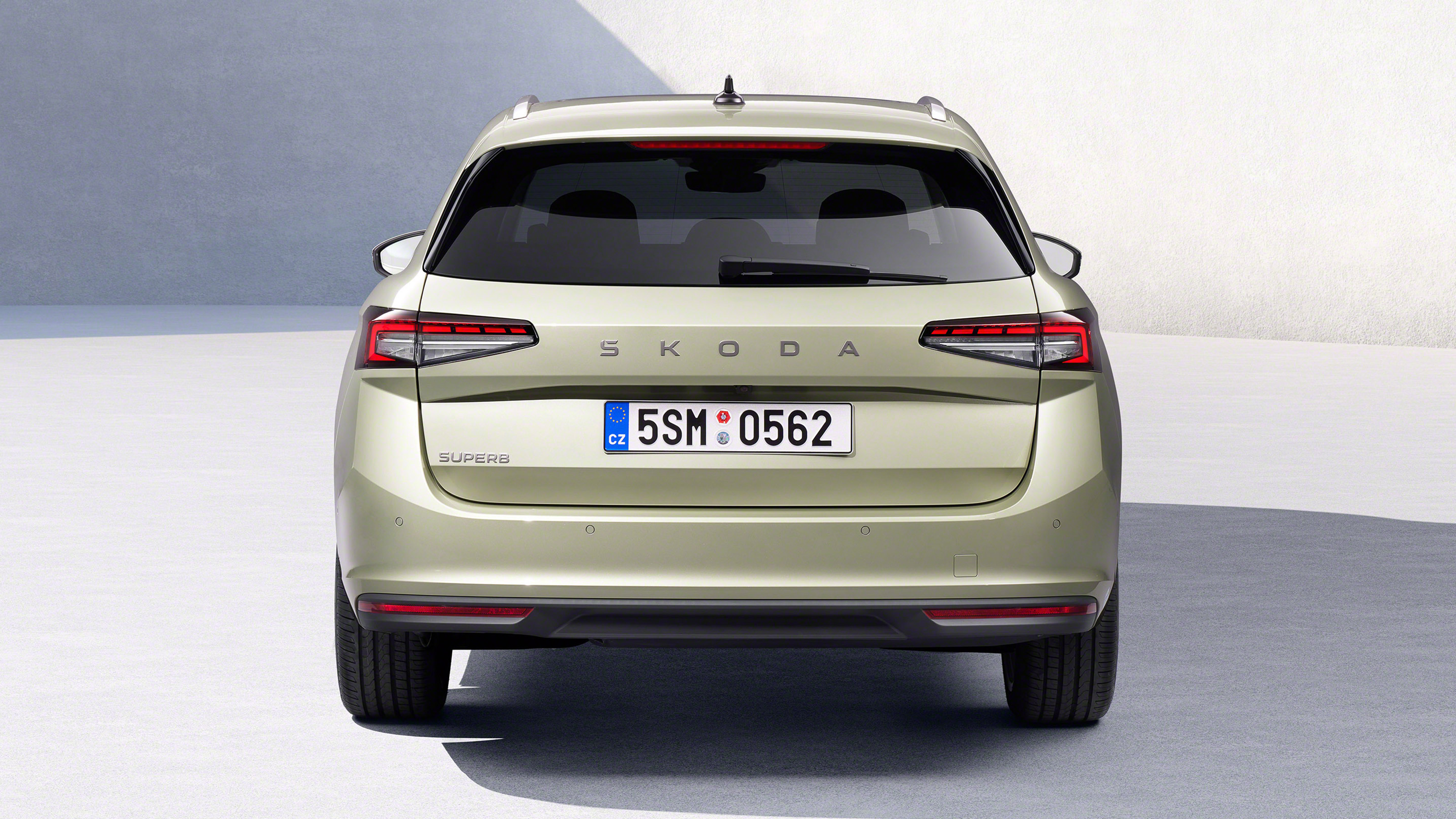 Skoda Superb Estate - full rear