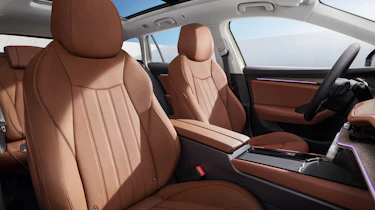 Skoda Superb Estate - front seats