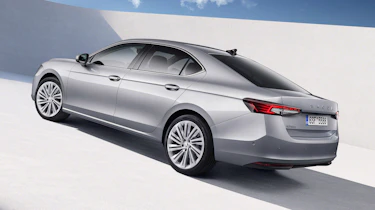 Skoda Superb - rear static