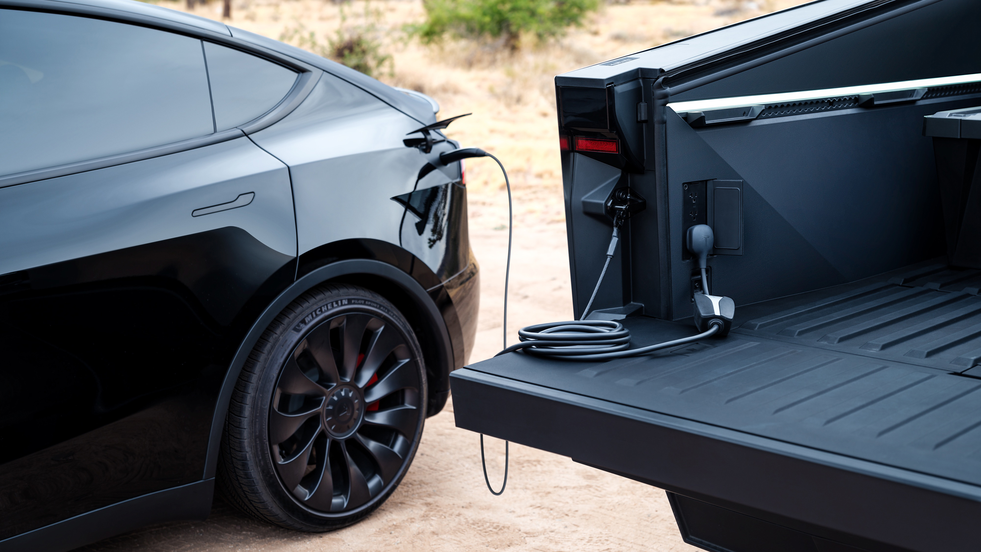 Tesla Cybertruck 2023 official charge