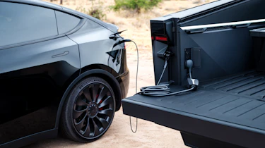 Tesla Cybertruck 2023 official charge
