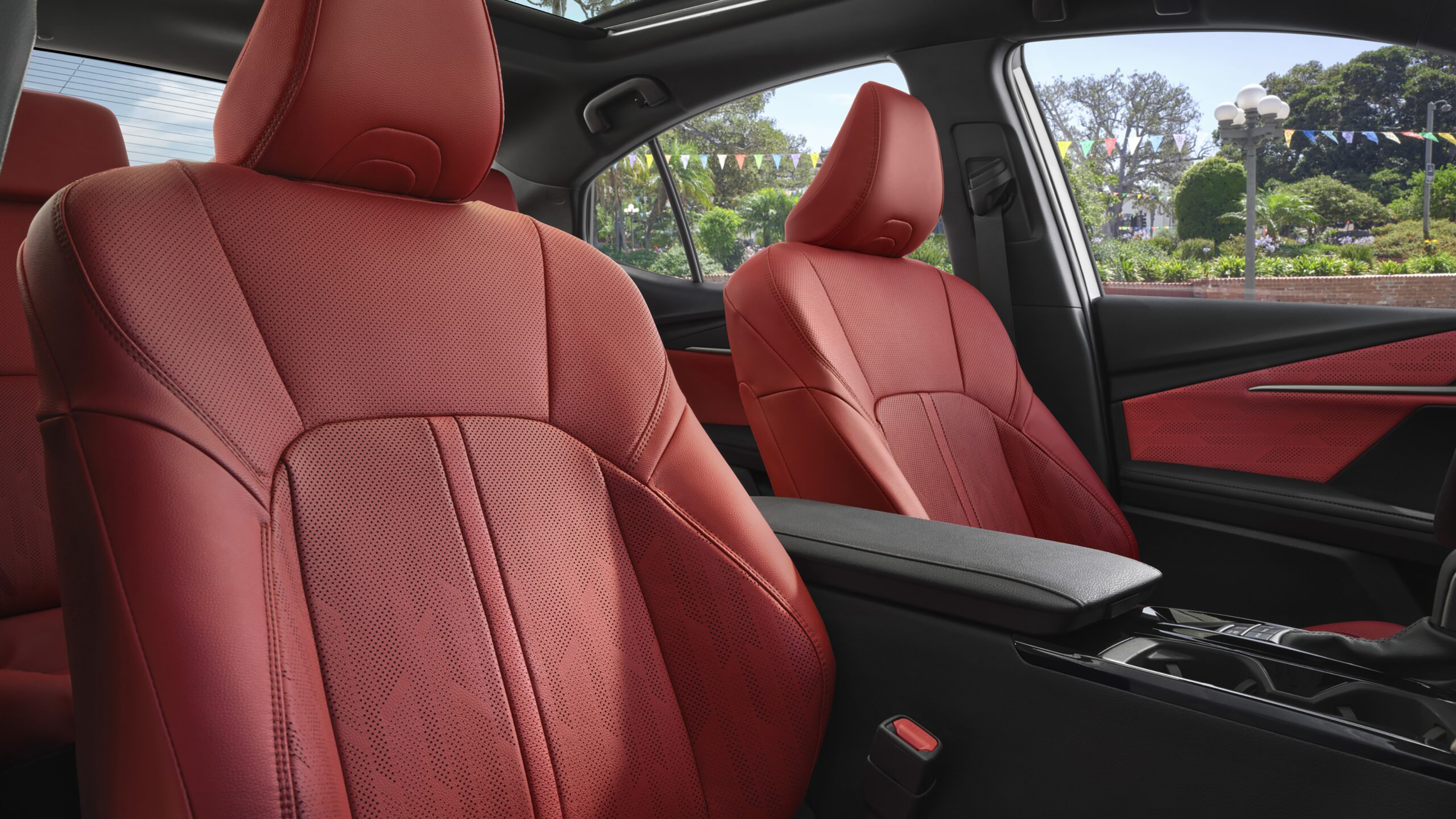 Toyota Camry 2024 official - seats