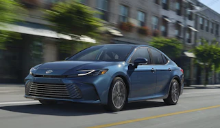 Toyota Camry 2024 official - front tracking