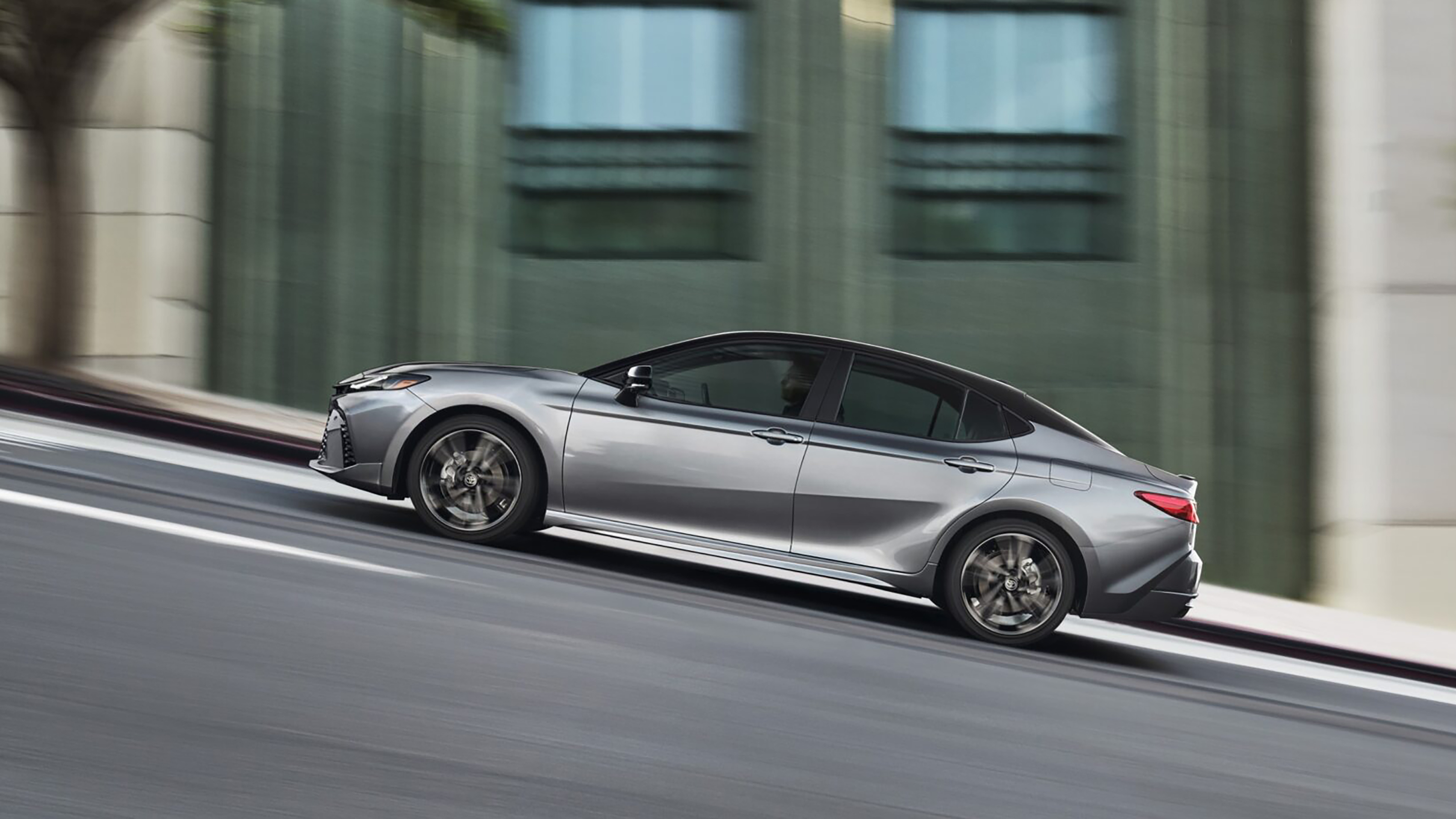 Toyota Camry 2024 official - side