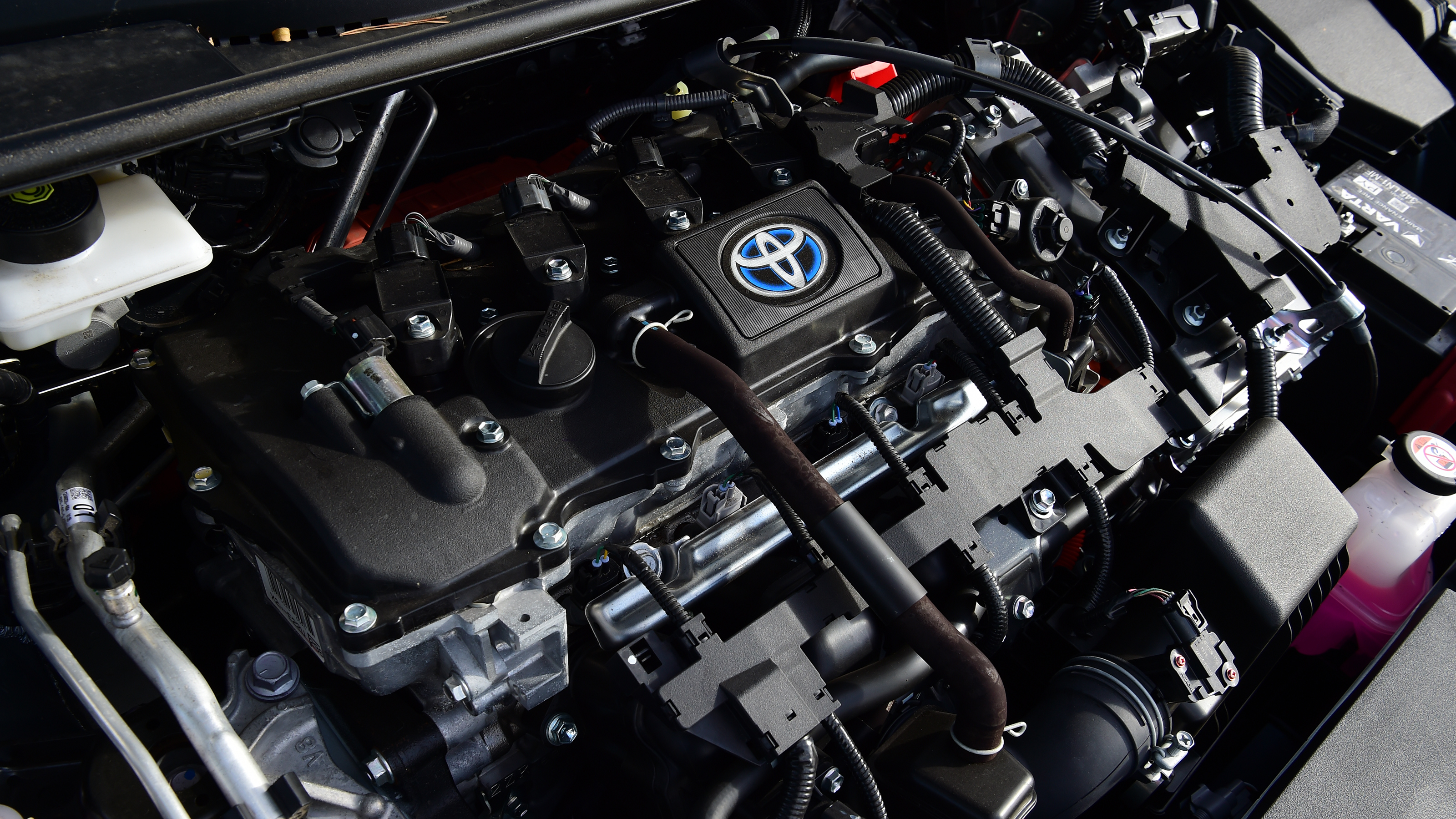 Toyota Corolla GR Sport - engine bay