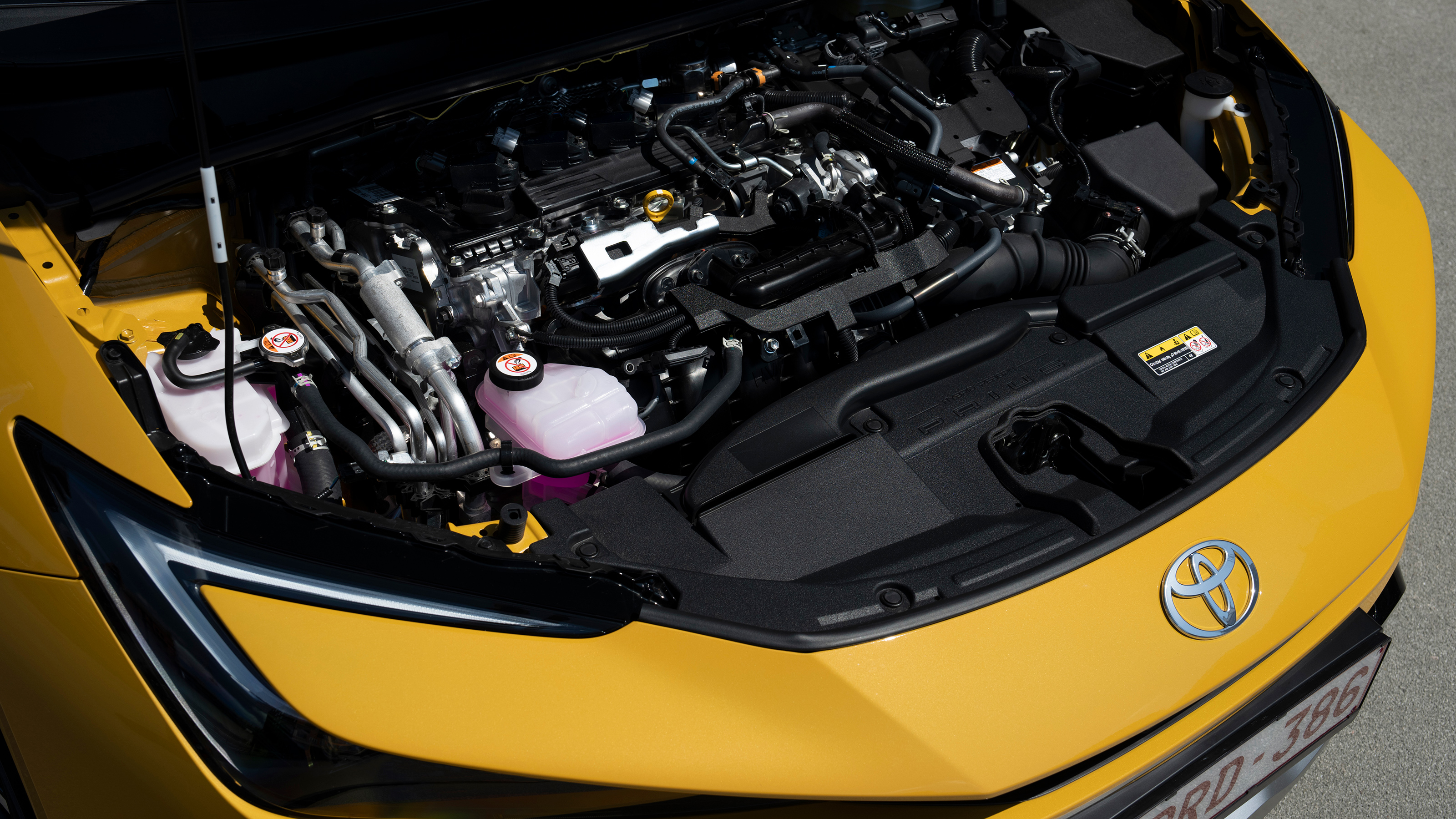 2023 Toyota Prius PHEV - engine bay
