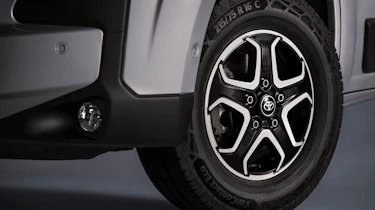 Toyota Proace Max wheel