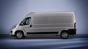 Toyota Proace Max side
