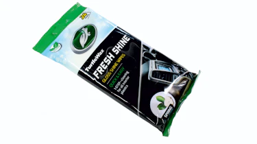 TurtleWax Gloss - interior wipes