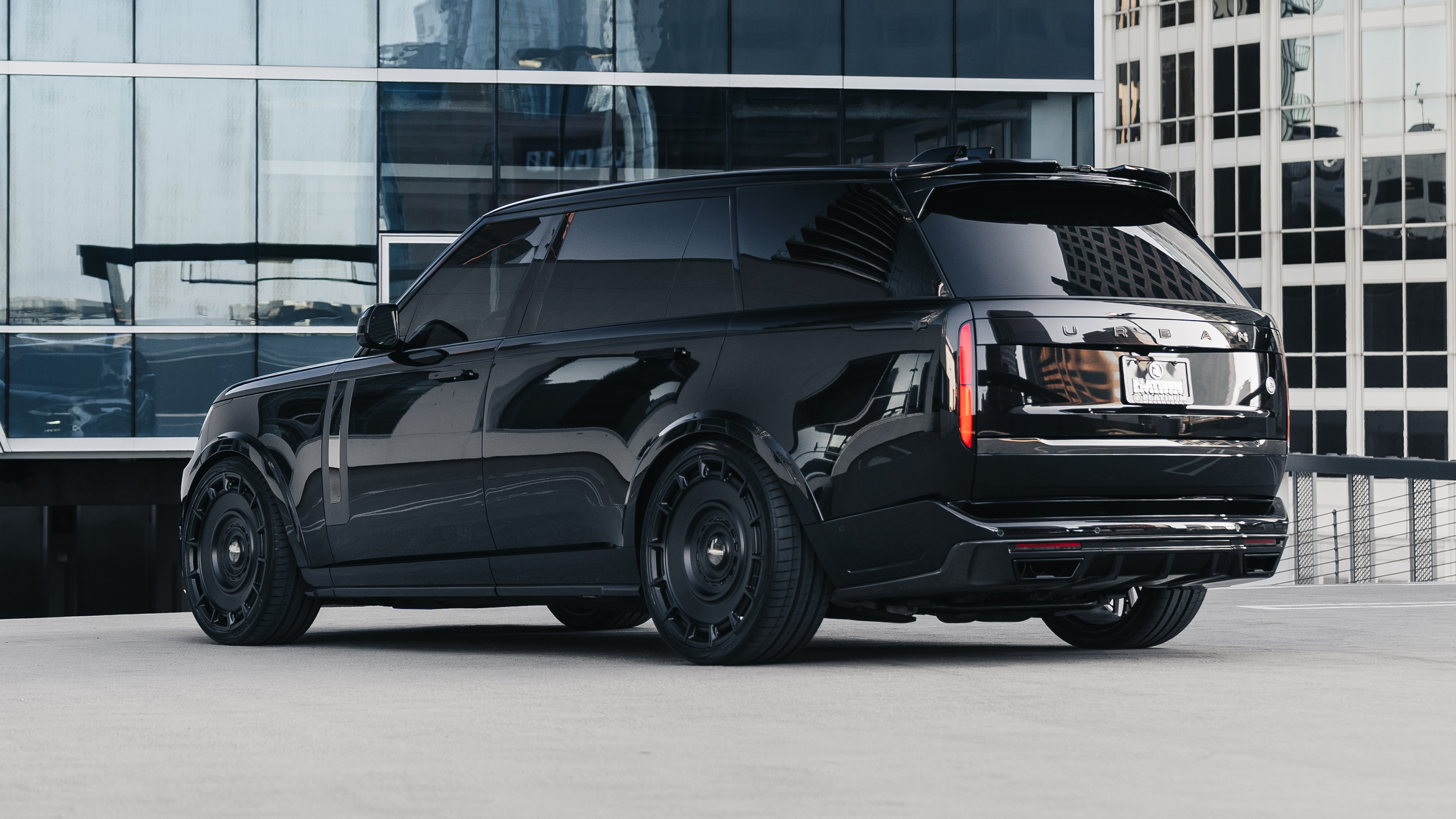 Urban Automotive Range Rover - rear