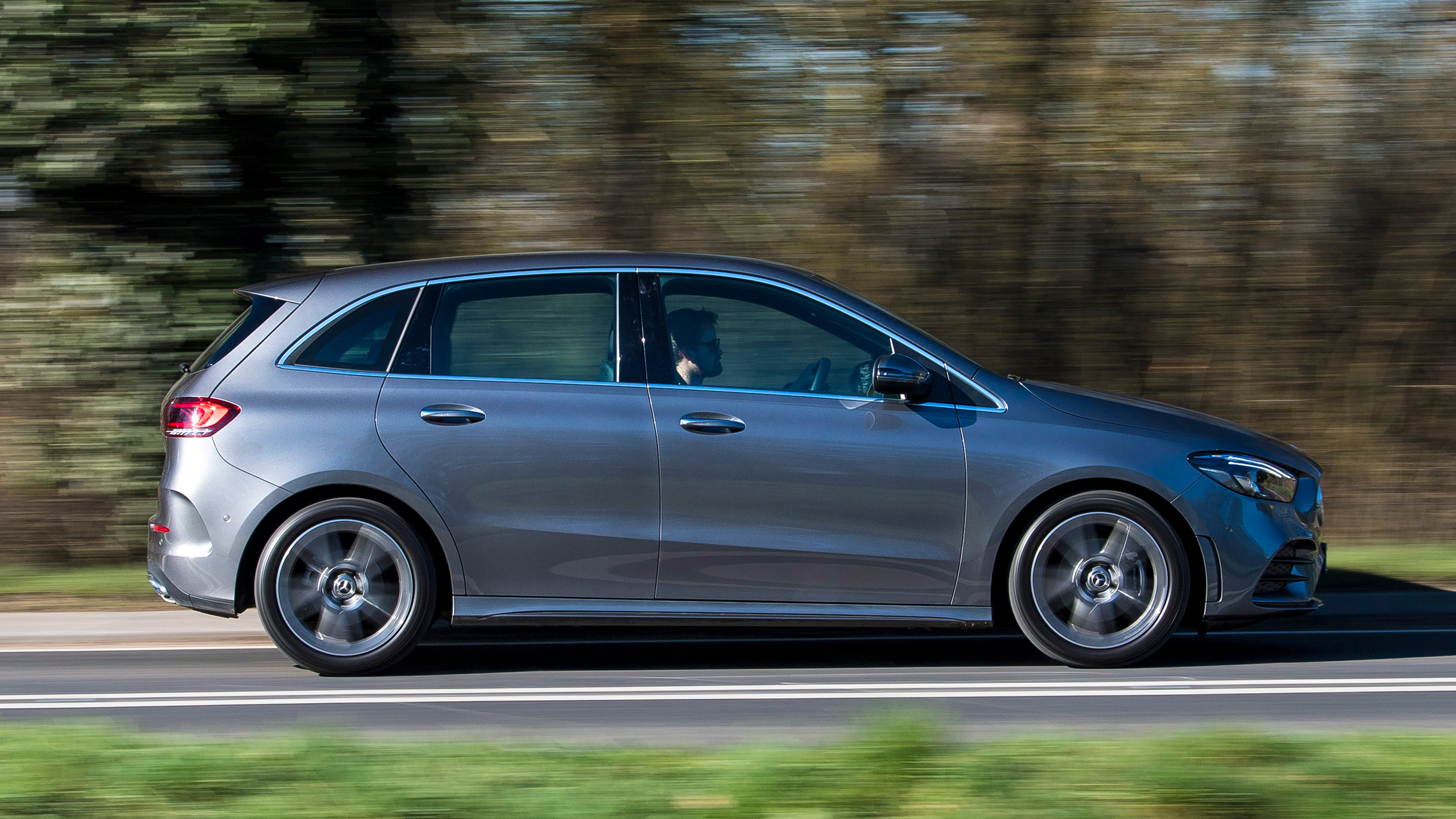 Used Mercedes B-Class - side