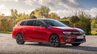 Vauxhall Astra Sports Tourer Electric - front