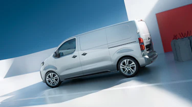 Vauxhall Vivaro - side