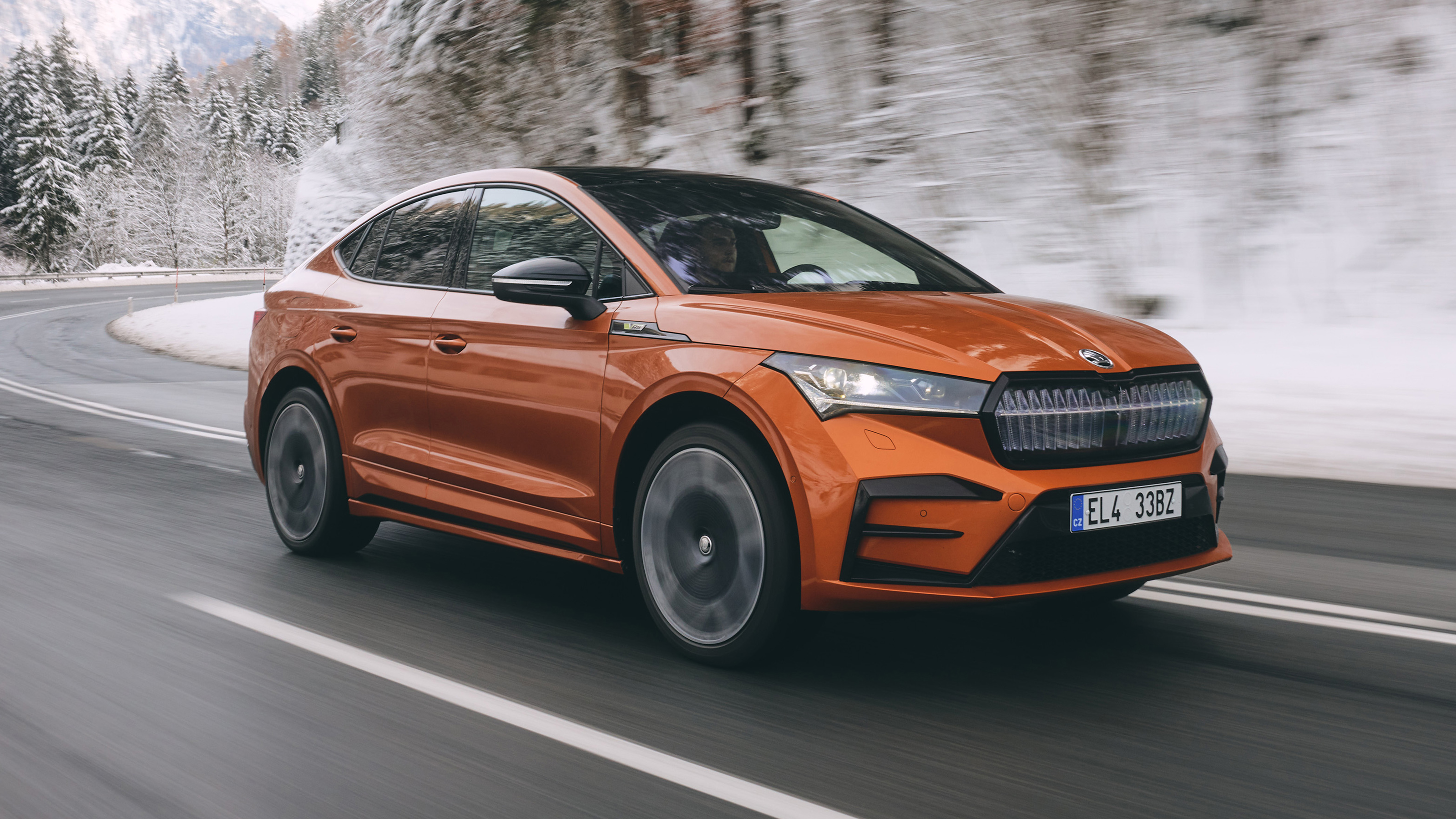 Skoda Enyaq Coupe vRS - front tracking