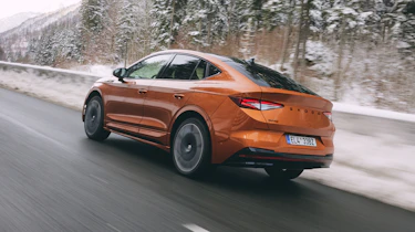Skoda Enyaq Coupe vRS - rear tracking