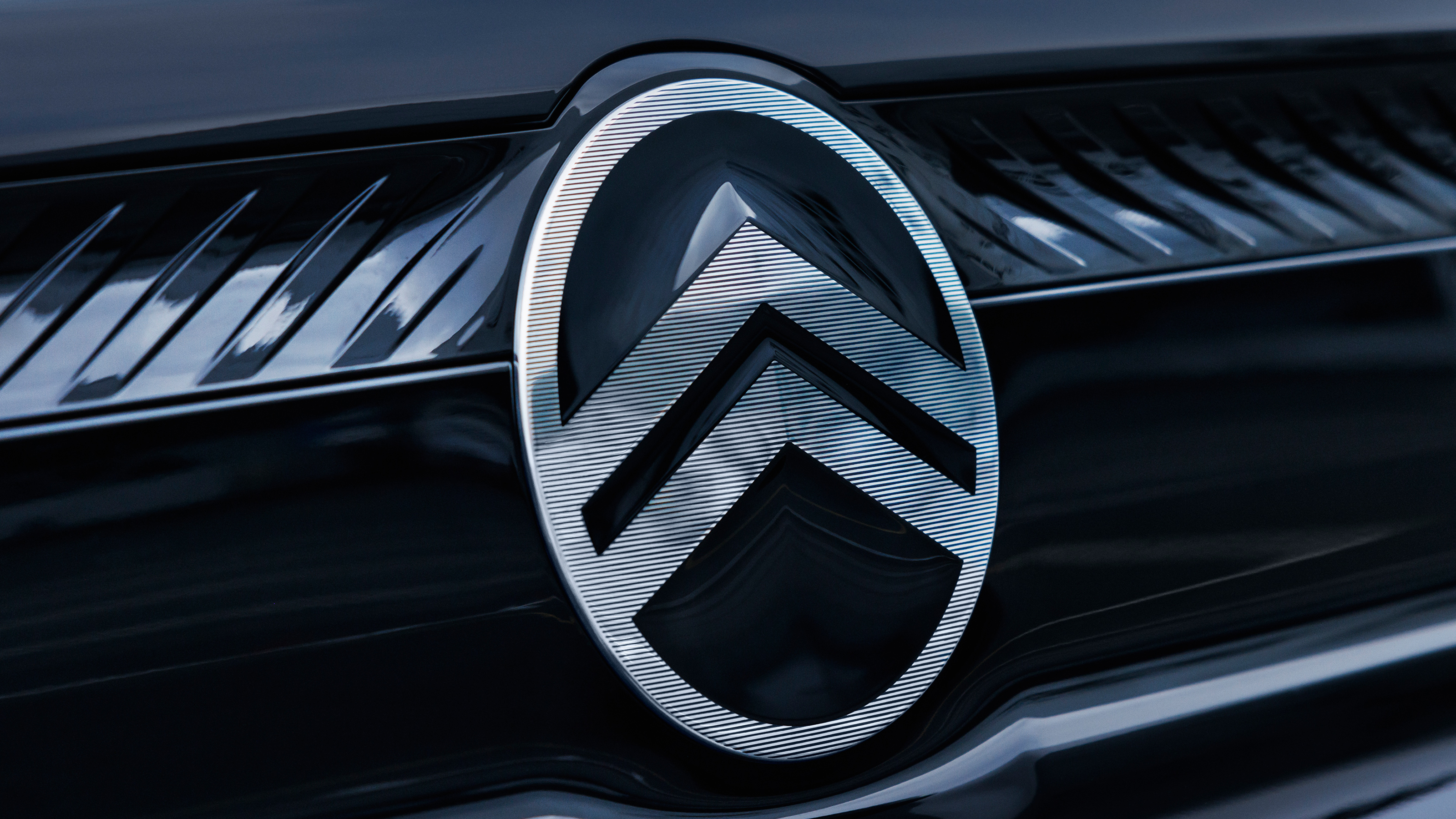 Citroen E-Spacetourer - Citroen badge