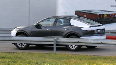 Audi Q6 e-tron Sportback (camouflaged) - side
