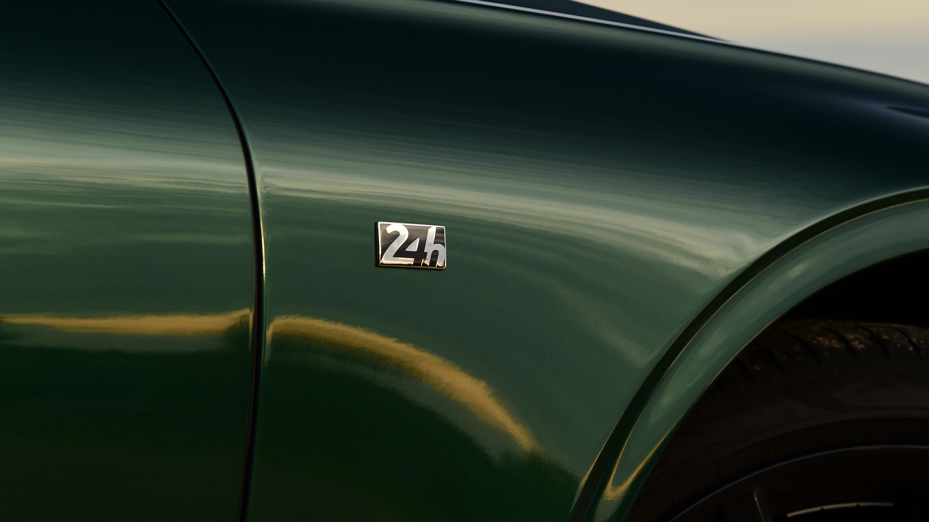 Bentley Continental GT Speed Le Mans Collection - front wing badge
