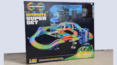 Glowtracks Ultimate Super Set box
