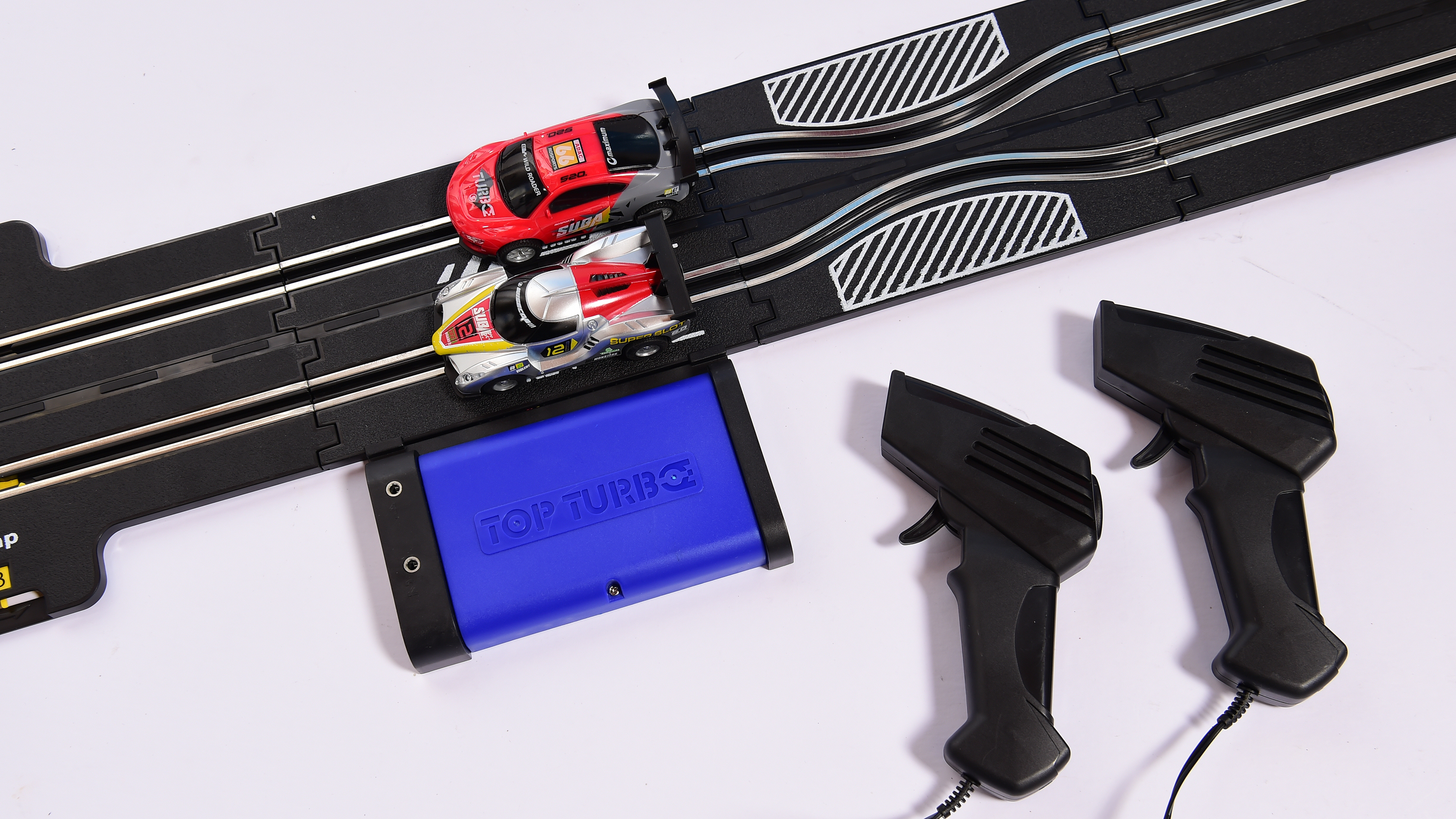 Atlasonix Slot Car Race Track slot car set