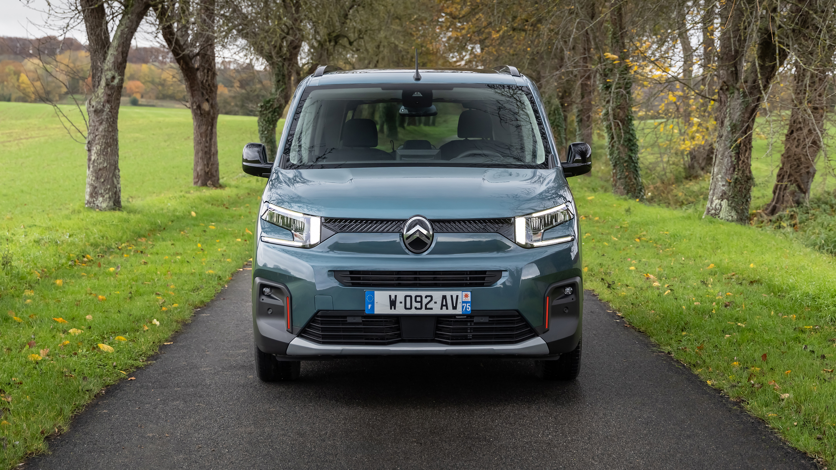 2024 Citroen e-Berlingo - front static