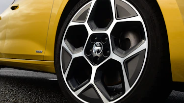 Vauxhall Astra - wheel