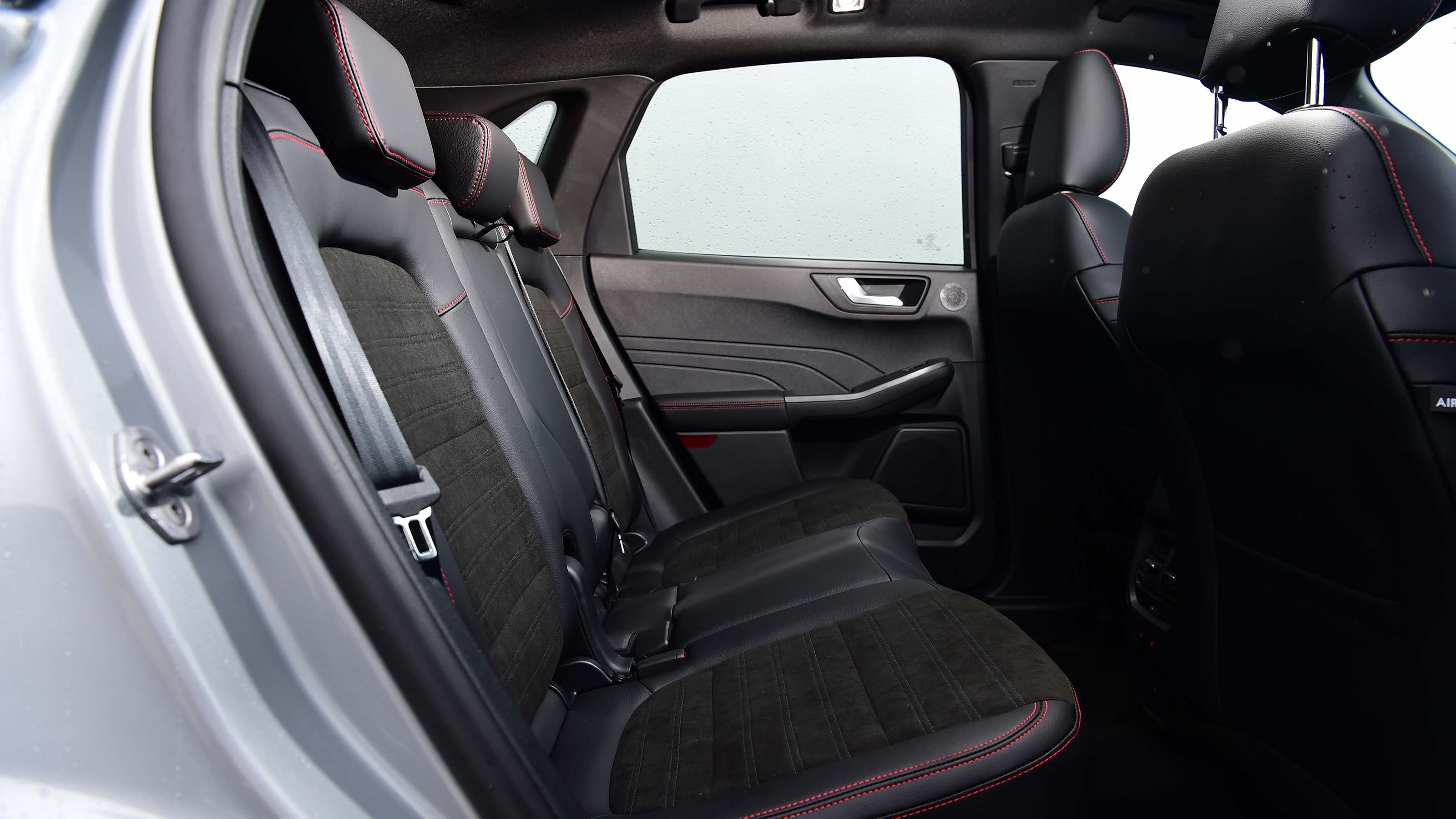 Ford Kuga - rear seats