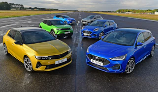 Assortment of Fords and Vauxhalls