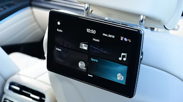 Genesis GV80 - rear passenger screen