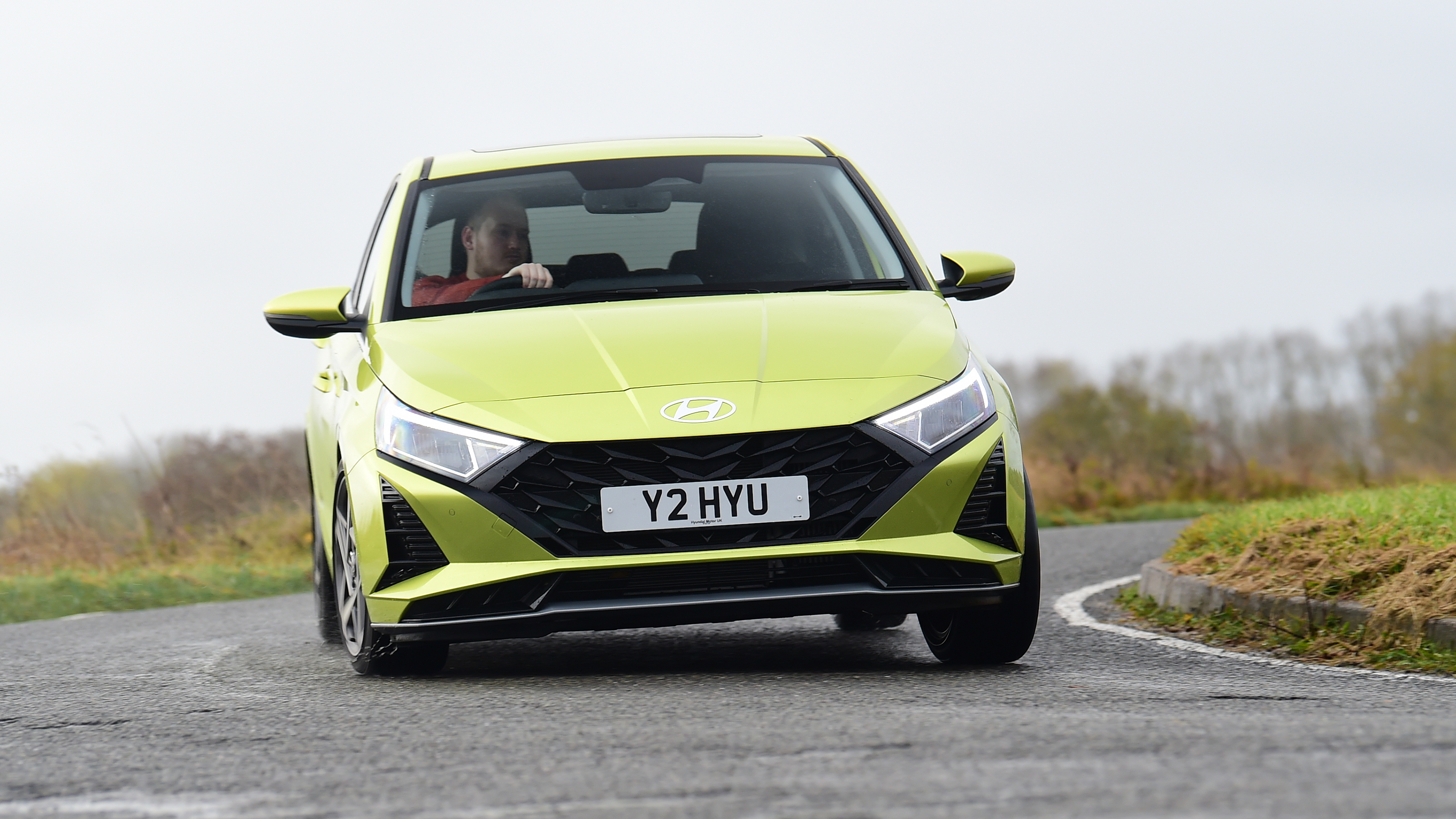 Hyundai i20 - front cornering