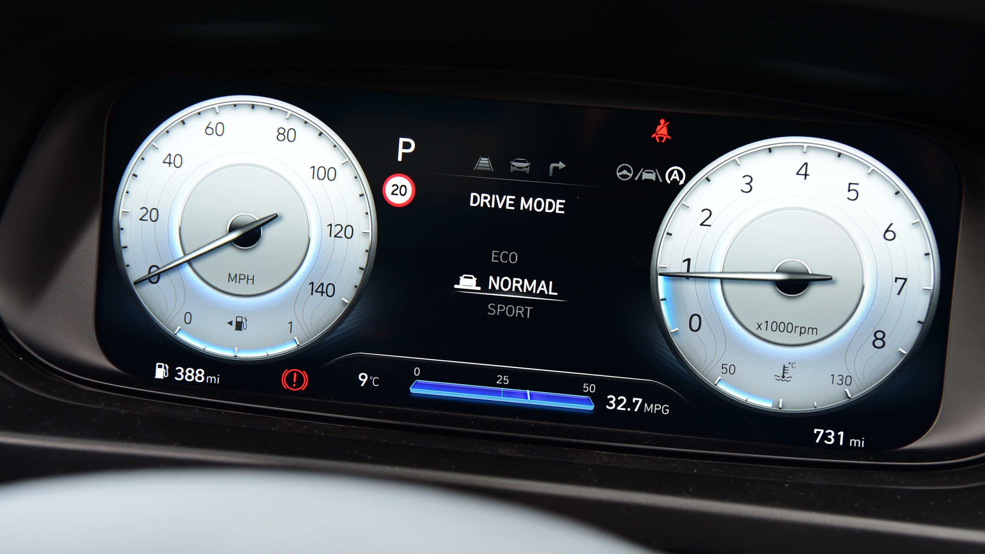Hyundai i20 - dashboard dial screen in normal mode