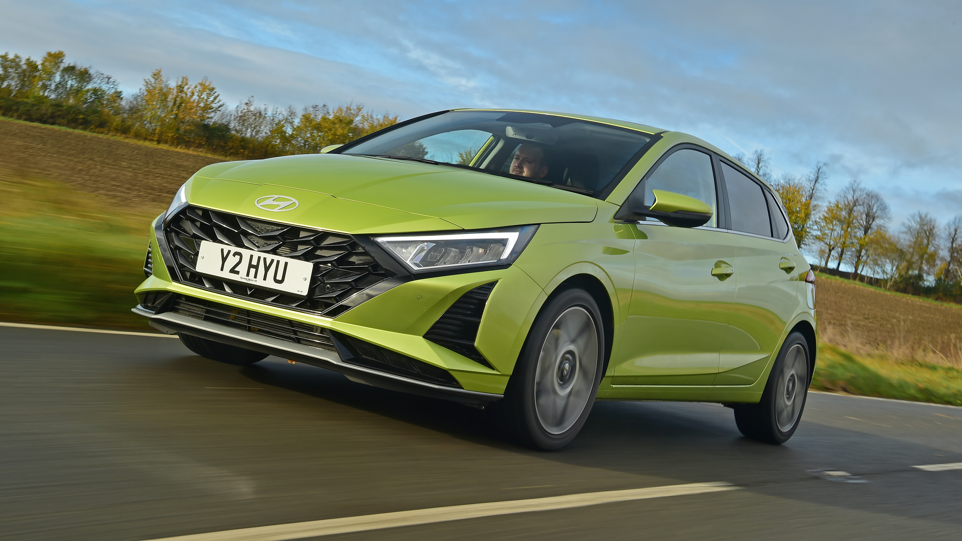 Hyundai i20 - front tracking
