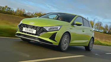 Hyundai i20 - front tracking