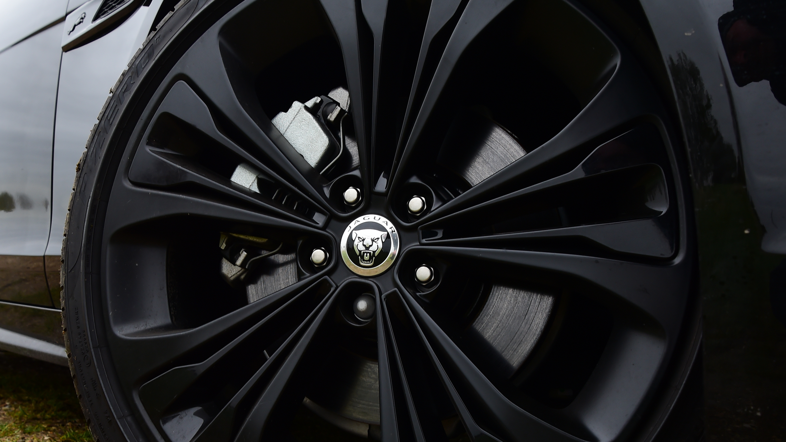 Jaguar XF Sportbrake - wheel