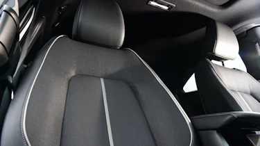 Mazda MX-30 - front seats