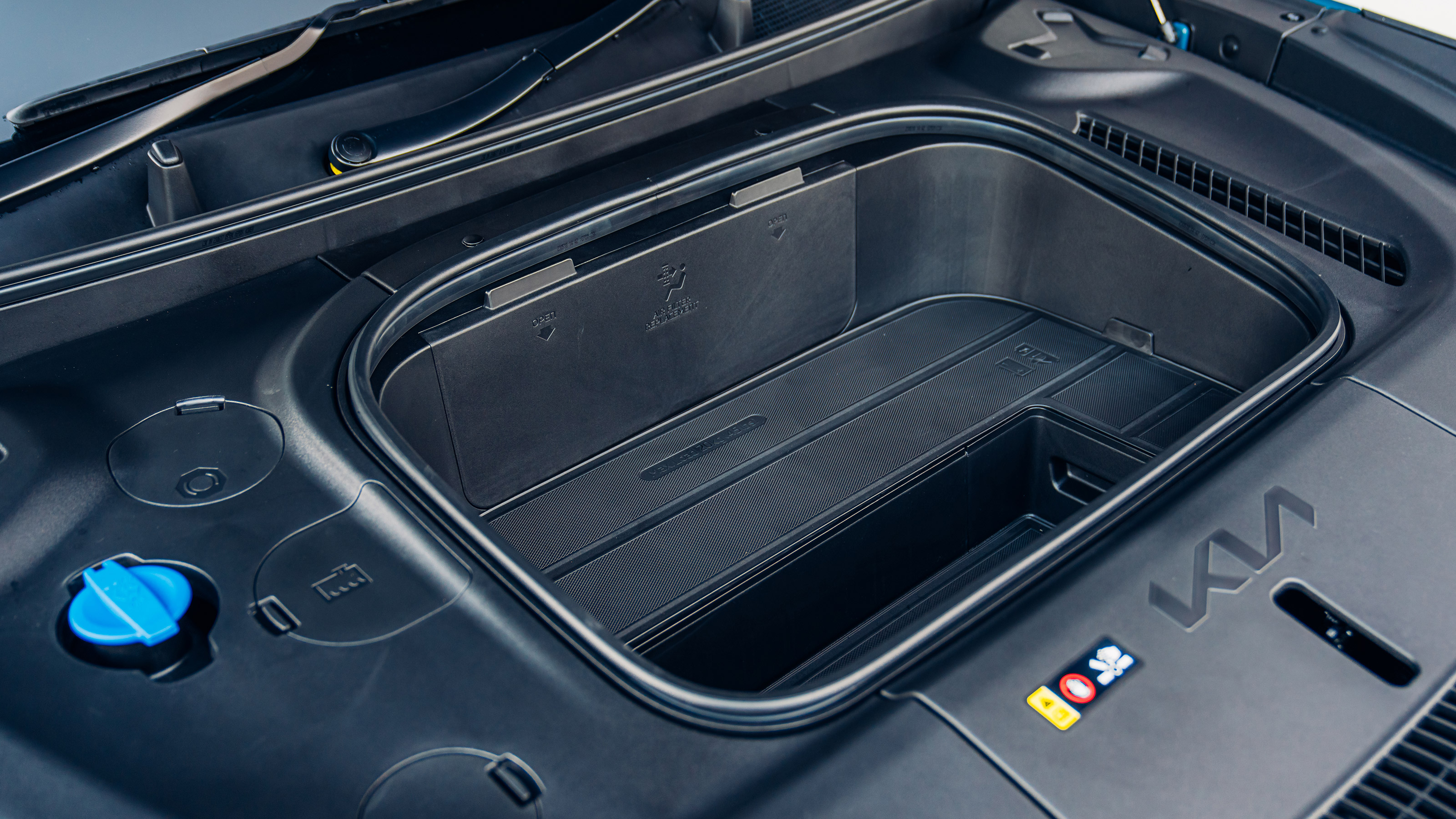 Kia EV9 UK - front storage