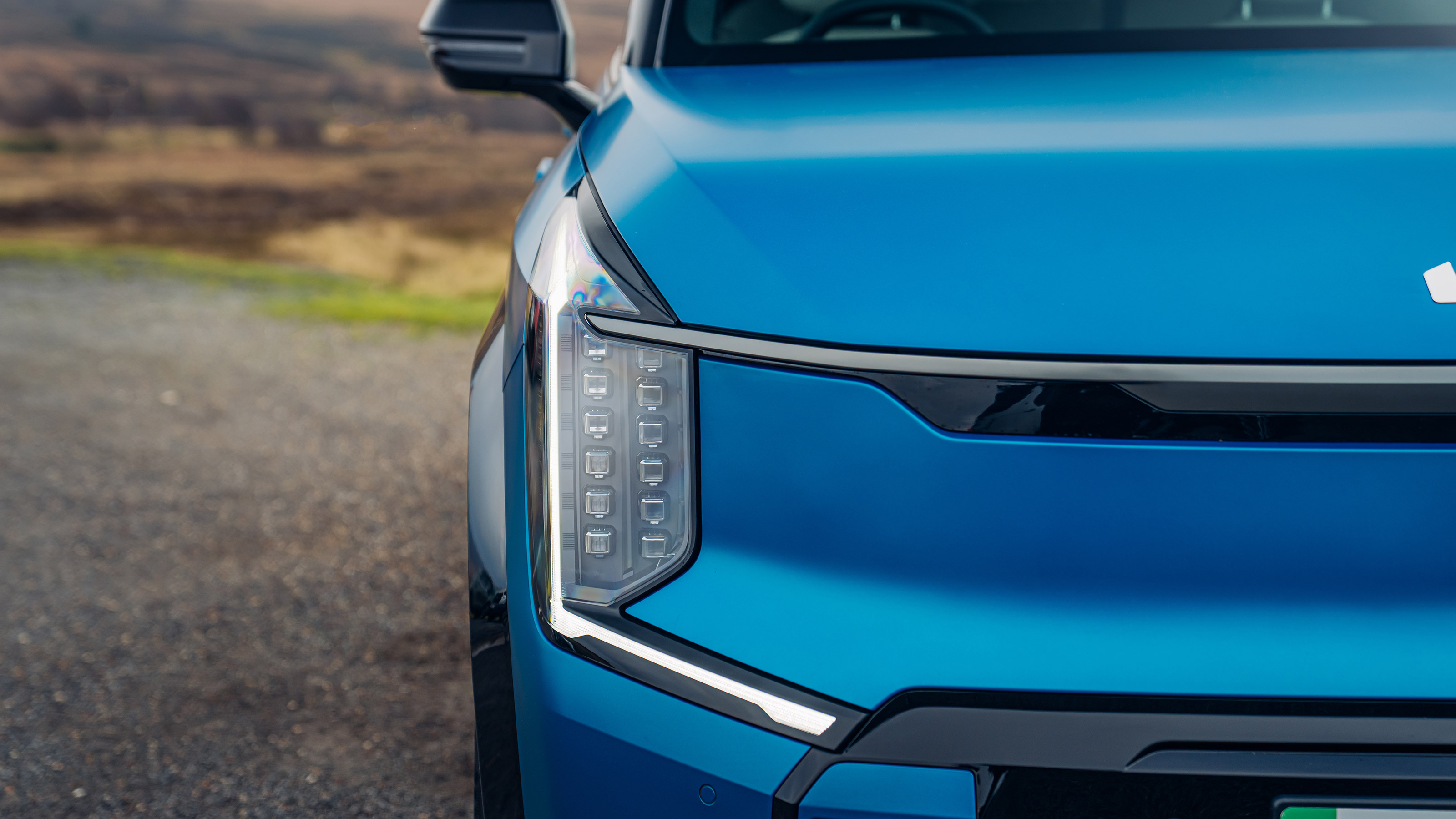 Kia EV9 UK - front light