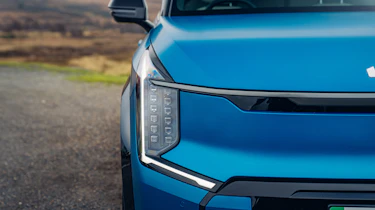 Kia EV9 UK - front light