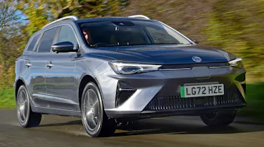 MG5 EV - front tracking