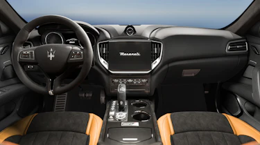 Maserati Ghibli 334 Ultima - dashboard